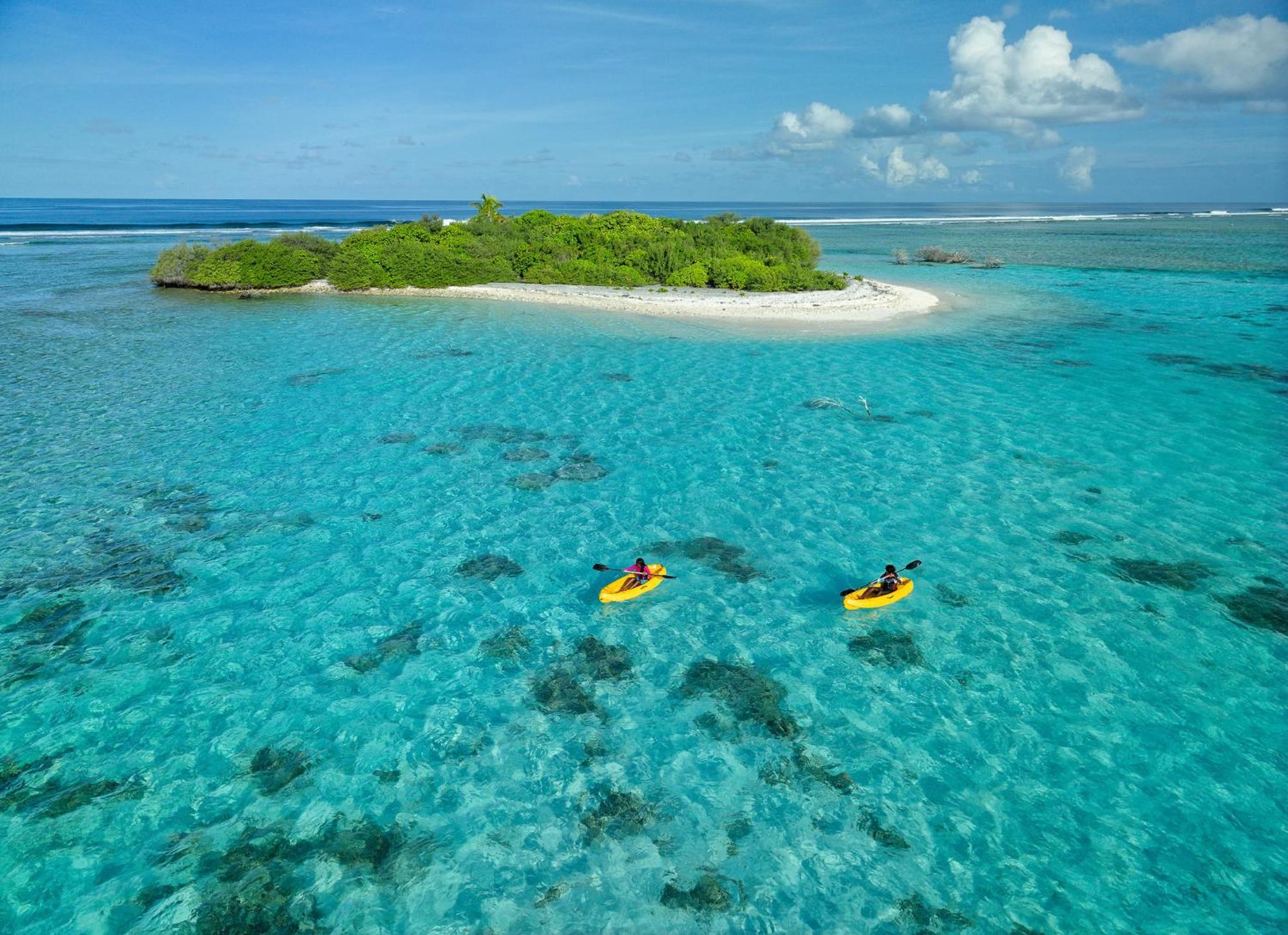 Canareef Resort Maldives Меедхоо Экстерьер фото